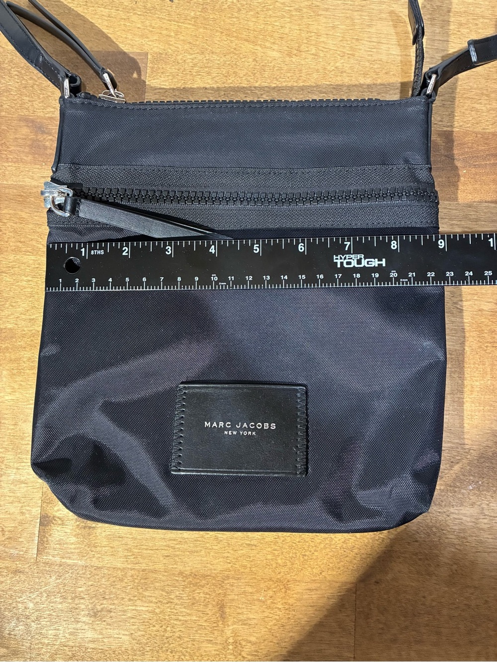 Marc Jacobs Black Nylon Crossbody Bag Adjustable Leather Strap 2 Zip Pockets - Picture 8 of 8